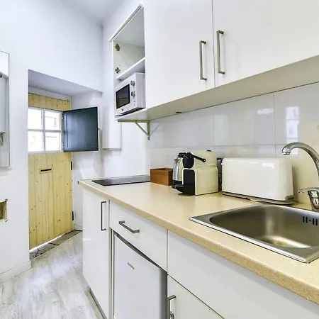 Lägenhet Cosy 2 Bedroom Near Castelo Sao Jorge