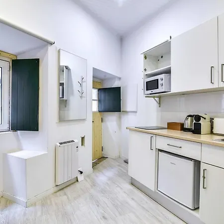 Cosy 2 Bedroom Near Castelo Sao Jorge Apartament *